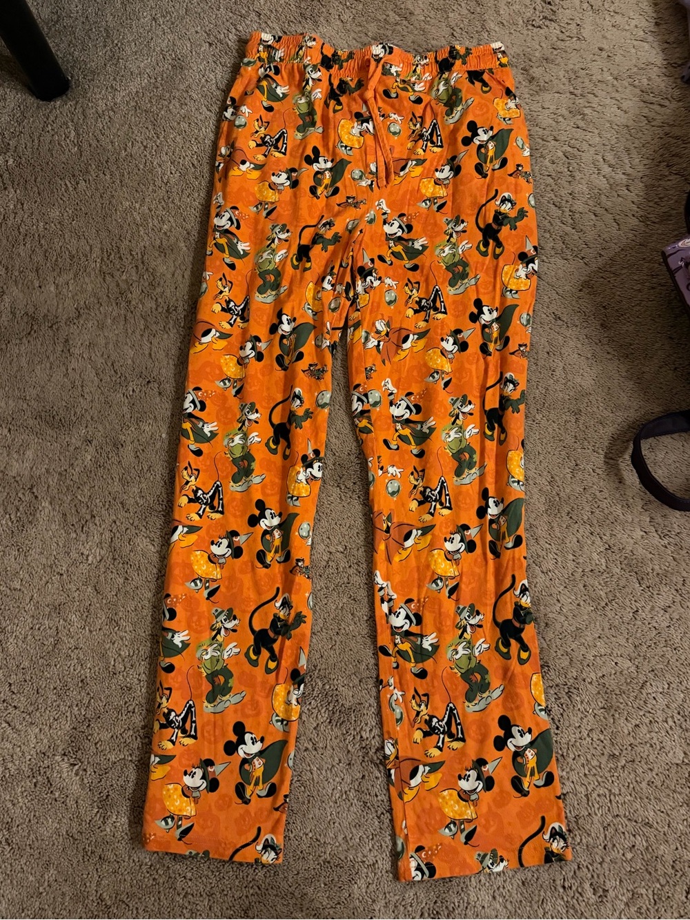 Women’s Halloween Disney pajama pants